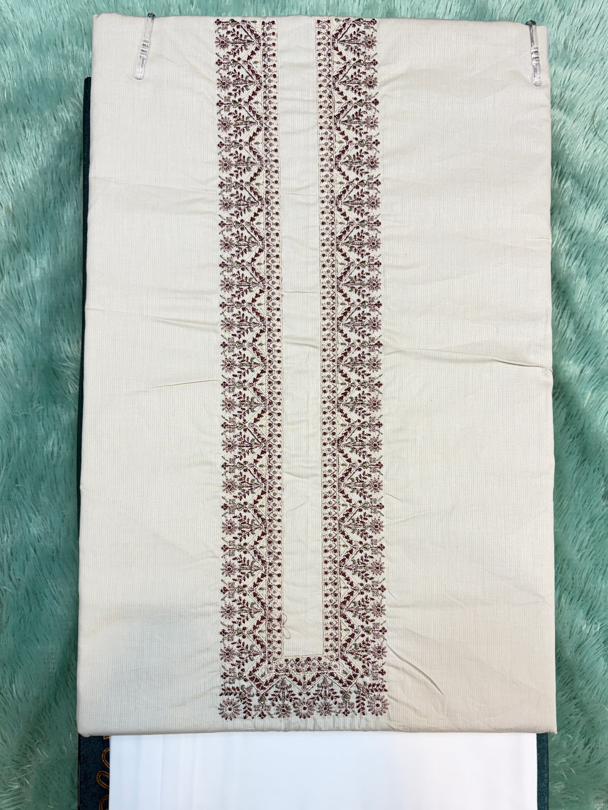 AL-KABIR Pakistani Style Kashmiri Work Cream Full Kurta Pyjama - DN04