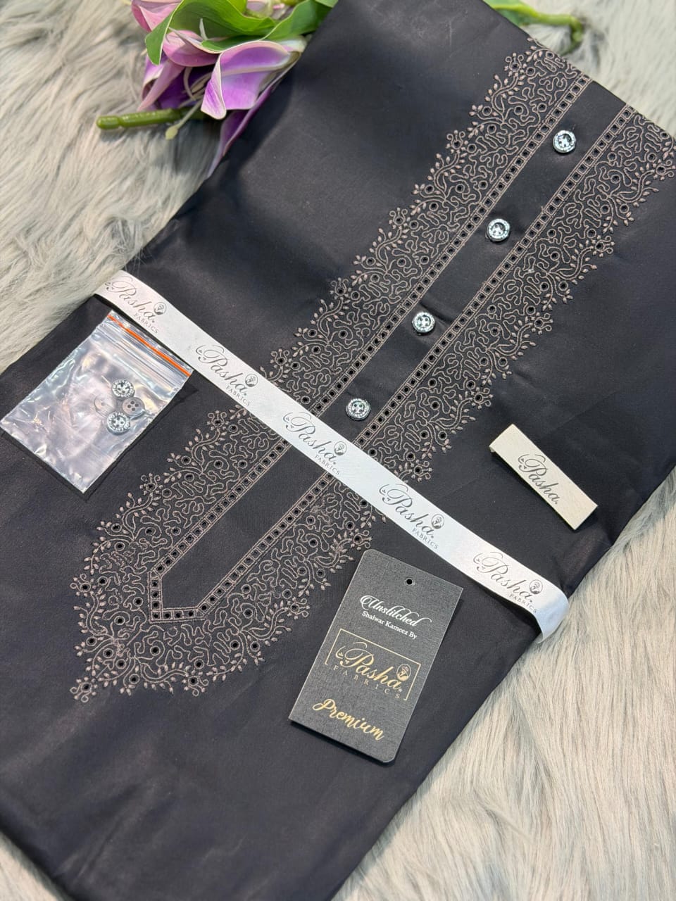 Original Pasha Pure Black D002