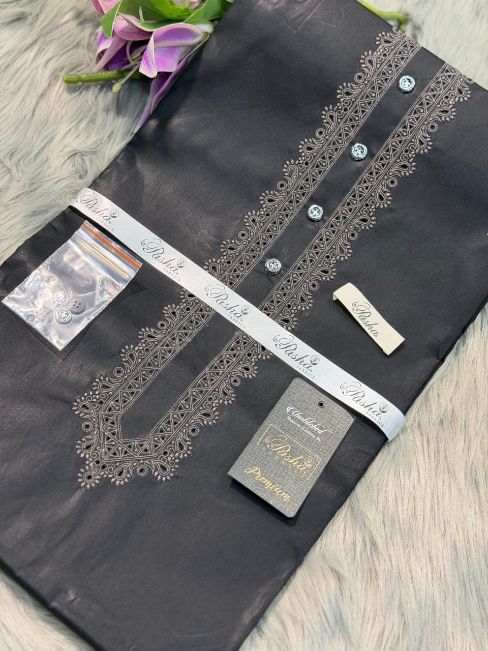 Original Pasha Pure Black D005